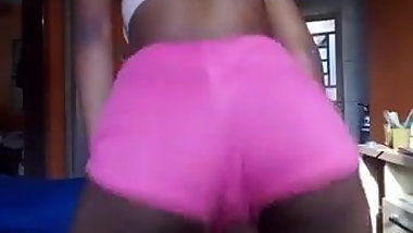 adrielie Oficial dancando funk bunduda