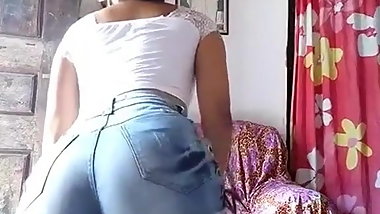 Inaira Moura gostosa dancando funk