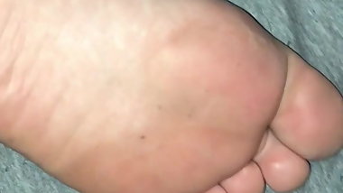 Cum shot girlfriend feet