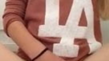 Girl masturbating bathroom