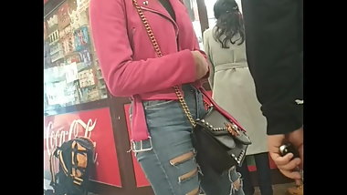 hidden cam ass jeans creep candid teen