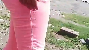 TOCANDO NALGAS SOBRINA POLITICA