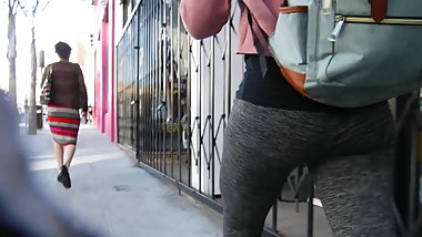 BootyCruise: Early Morning Leggings Cam