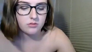 college teen 18yo dormroom camming