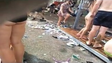 cycki woodstock spy cam shower outdoor tits teens voyeur