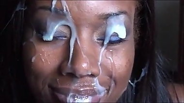 Sexy Black Teen suck and get facials