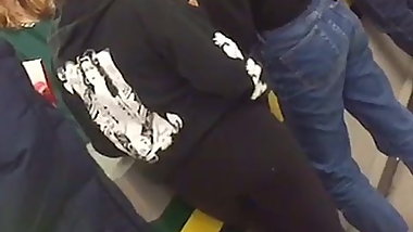 Teen with nice ass in black tights