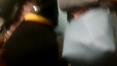 Rica putita nalgona en metro