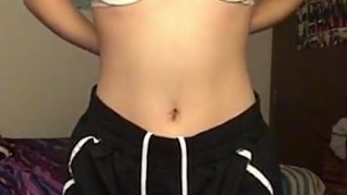 perky tits teen flash and bouncing tits