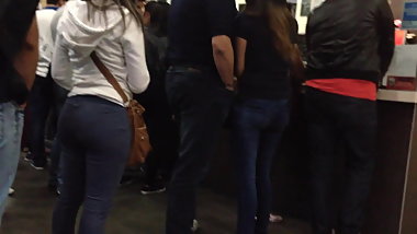 perfect ass young  girl, culo sexy en pants