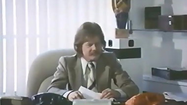 Je Suis Une Belle Salope (1977)