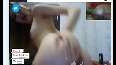 Teen mastrubates on cam [part1]