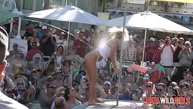 Sexy Naked Pool Party Sluts 3
