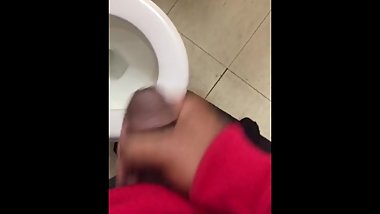 Cumming on my pussy ass Roomates toilet seat! Then He sits On  it !! Pt. 1