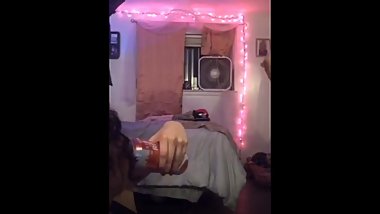 Three sexy latins twerk on periscope