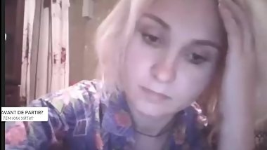 Hot pretty woman play on Coomeet Chatroulette