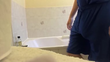Teen Chav Wanks With Squelching PISS